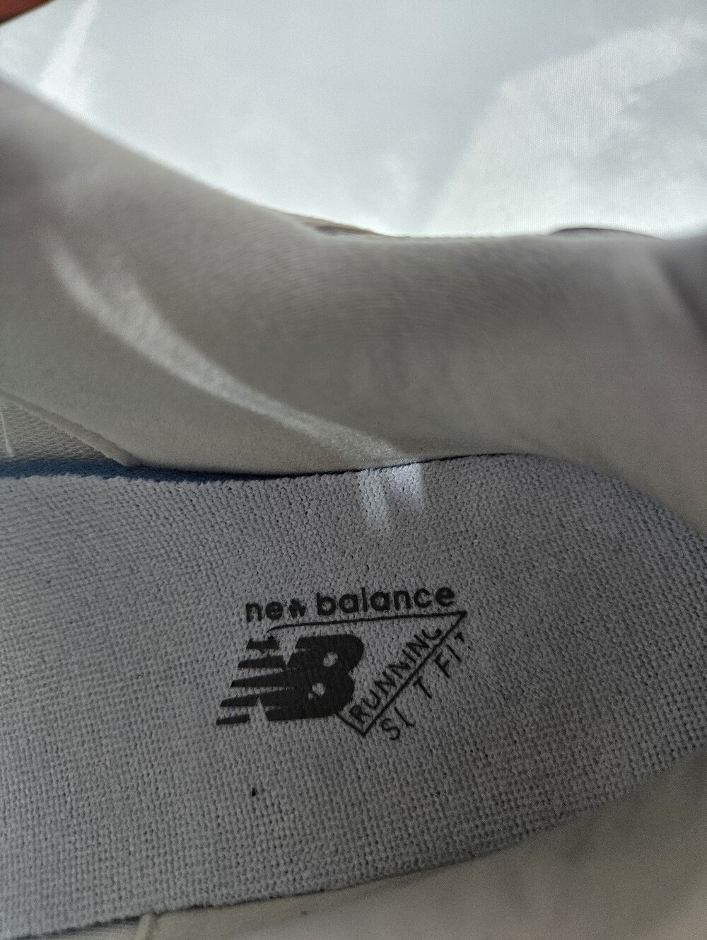 New Balance Unisex 9060 Sea Salt Running Shoes Mens Size 8.5 Womens Size 10 - Picture 6 of 9